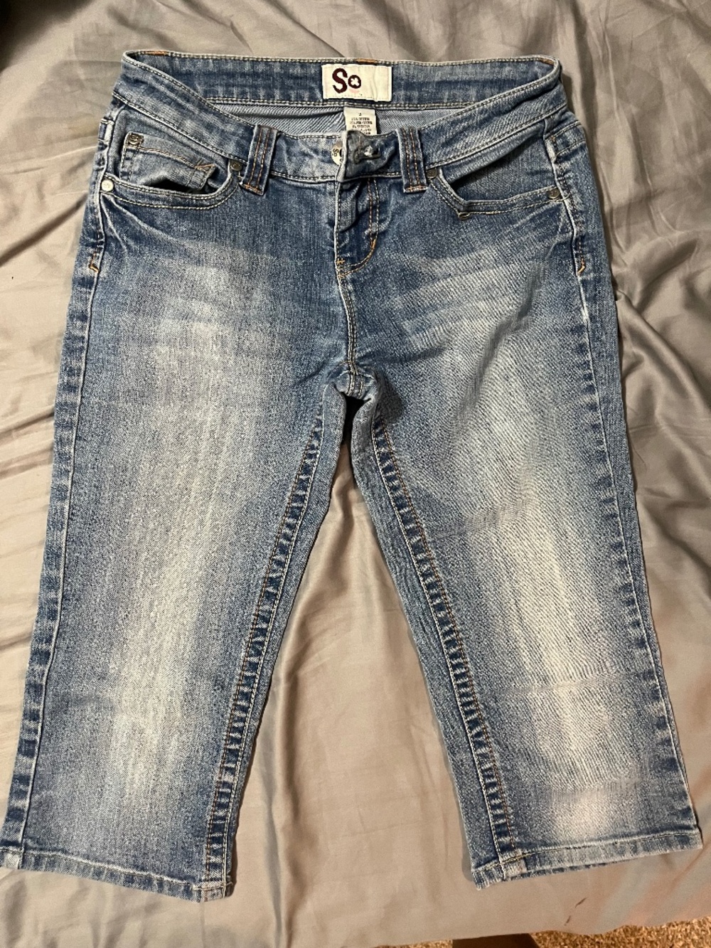Capri jeans